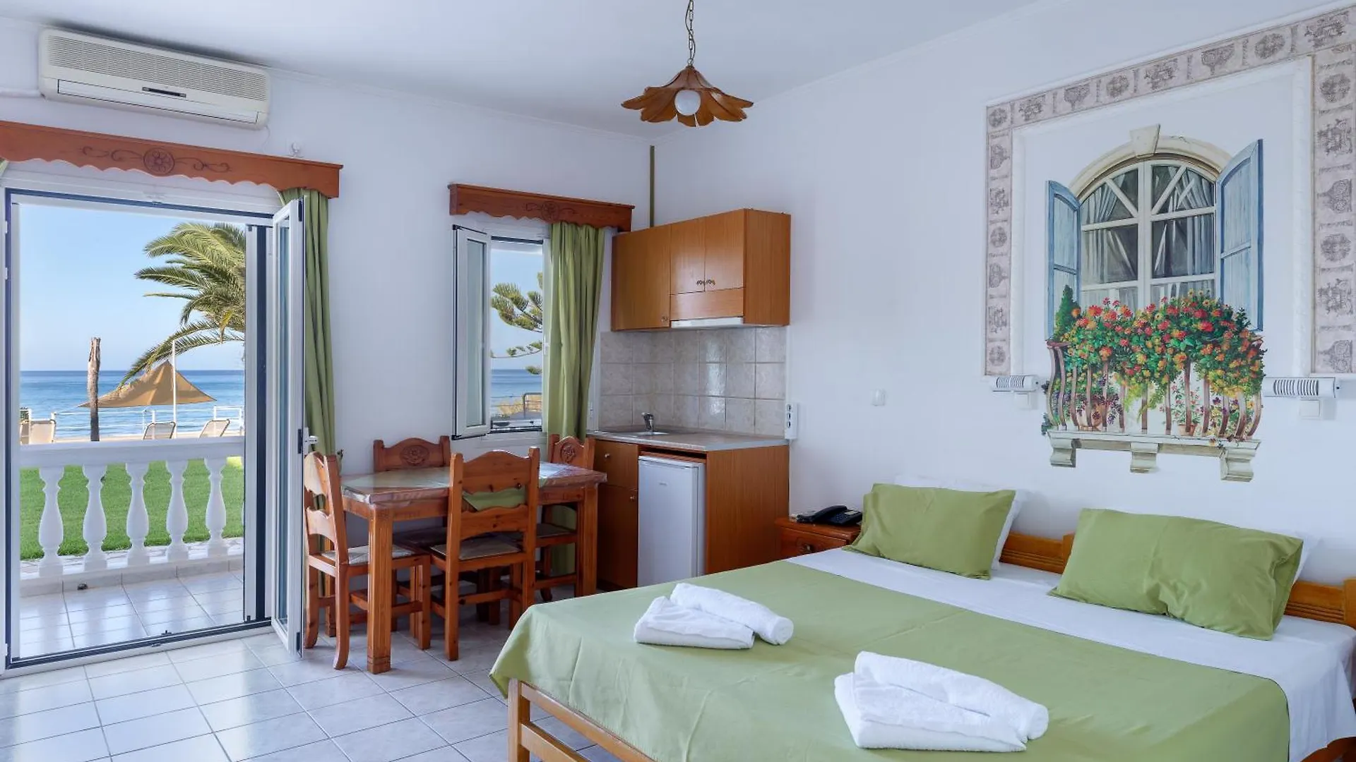 Marina Bay Hotel Ratzaklíon